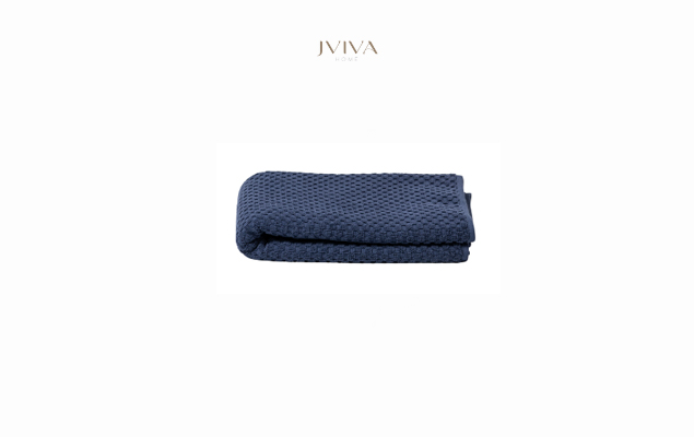 ผ้าเช็ดผมคอตตอน Luxe  ขนาด 15x30 นิ้ว (3.5 ปอนด์) - ลายจุด (Dotted) สีกรมท่า Navy Peony