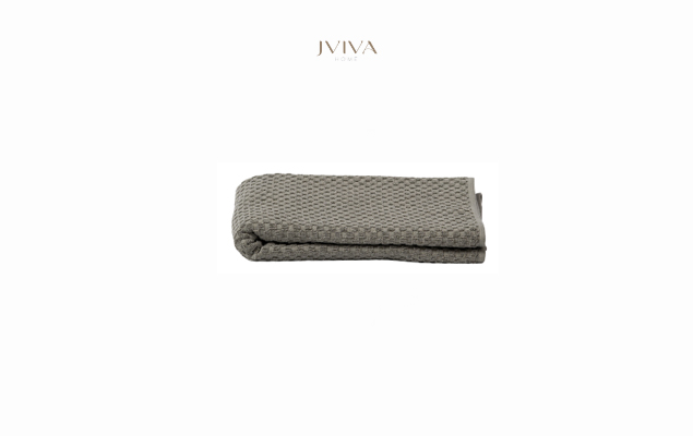 ผ้าเช็ดผมคอตตอน Luxe  ขนาด 15x30 นิ้ว (3.5 ปอนด์) - ลายจุด (Dotted) สีเขียว Sage Green