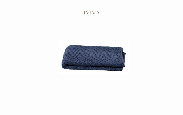ผ้าเช็ดผมคอตตอน Luxe  ขนาด 15x30 นิ้ว (3.5 ปอนด์) - ลายซิกแซก (Chevron) สีกรมท่า Navy Peony